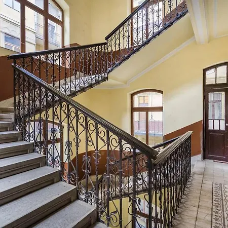 Klauzal City Garden - 2-bedroom K24 Budapest