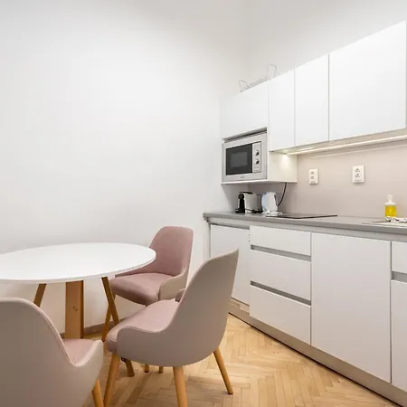 Klauzal City Garden - 2-bedroom K24 * Budapest
